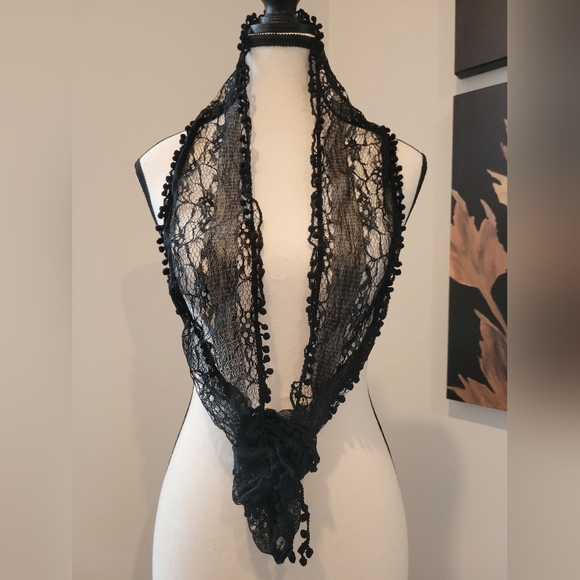 Accessories - 3/$30 Vintage Black Lace Scarf